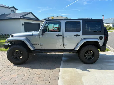 2013 Jeep Wrangler Unlimited Sahara