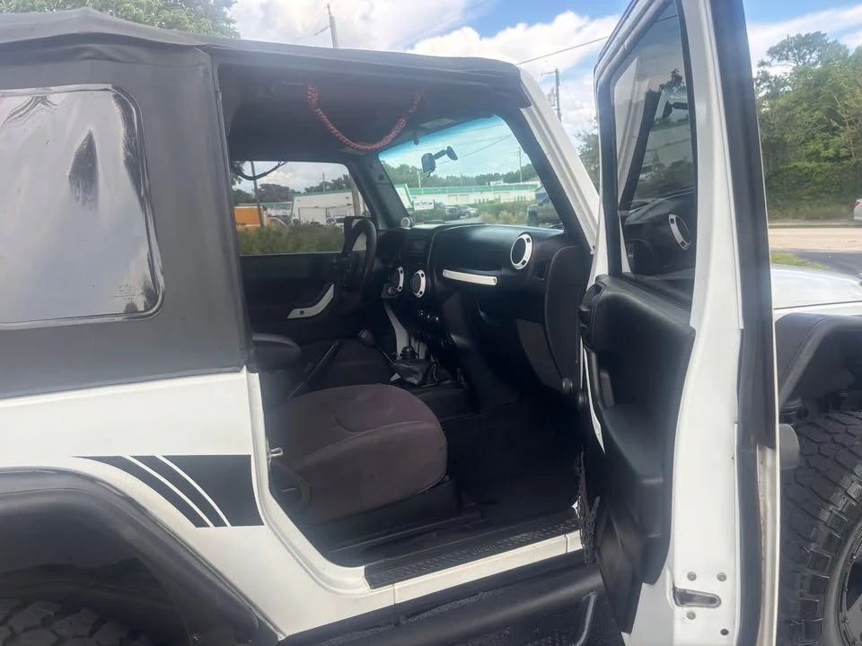 2013 Jeep JK Wrangler - Image 17 of 18