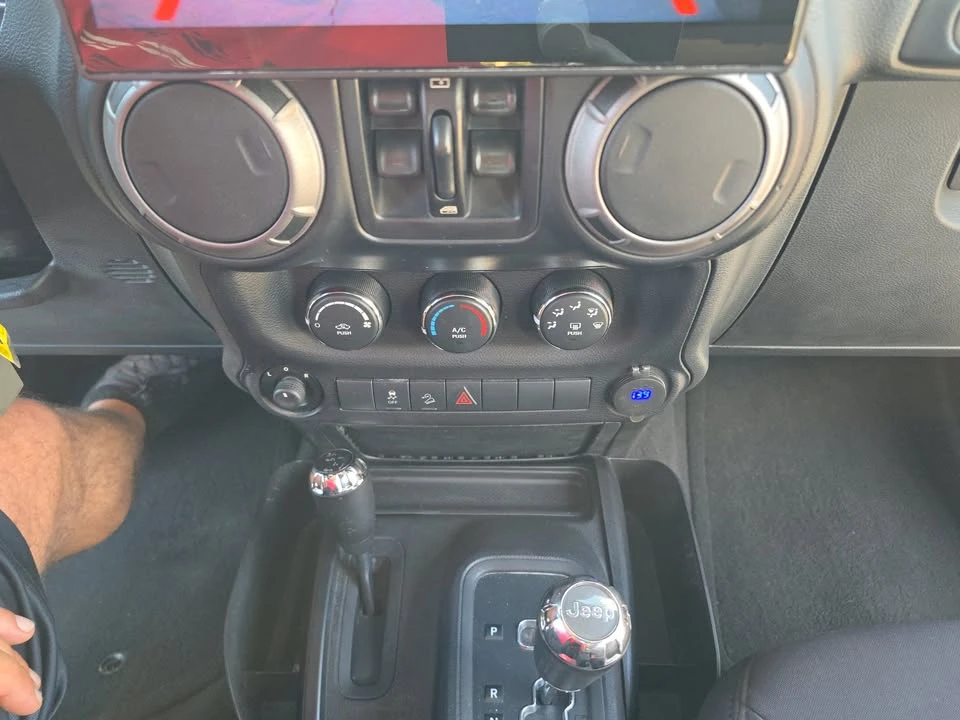 2013 Jeep JK Wrangler - Image 19 of 20