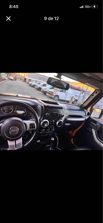 2013 Jeep Wagoneer - Image 9 of 13