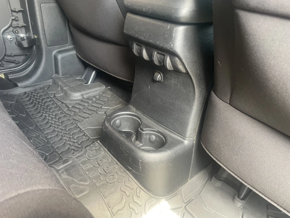 2013 Jeep JK Wrangler - Image 23 of 31