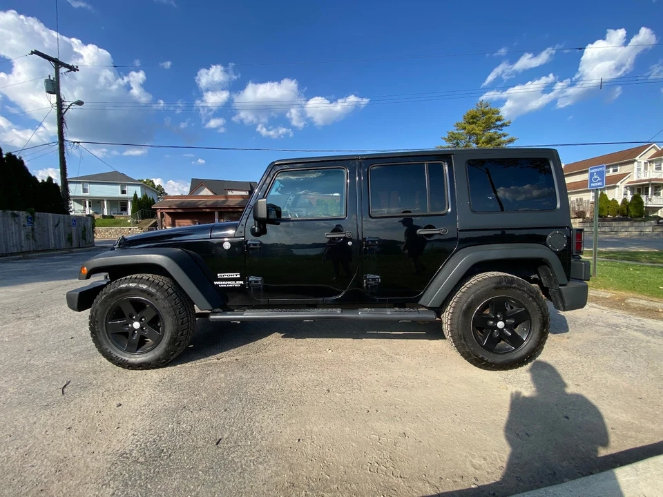 2013 Jeep JK Wrangler - Image 3 of 12
