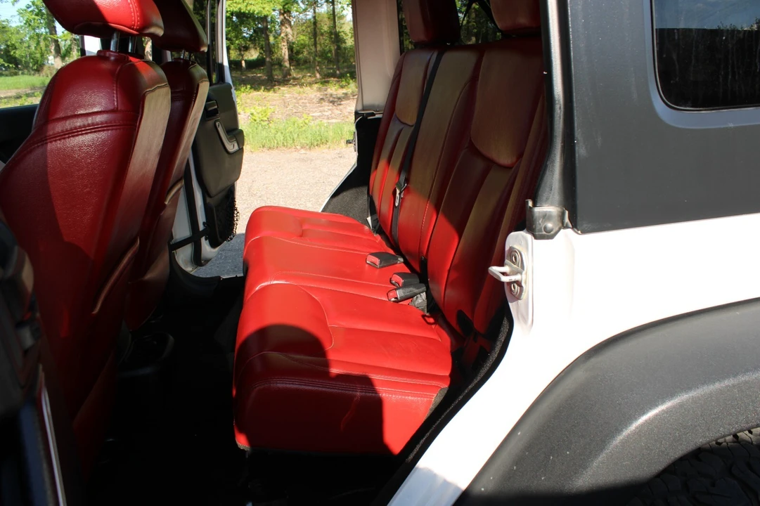2013 Jeep JK Wrangler - Image 30 of 31
