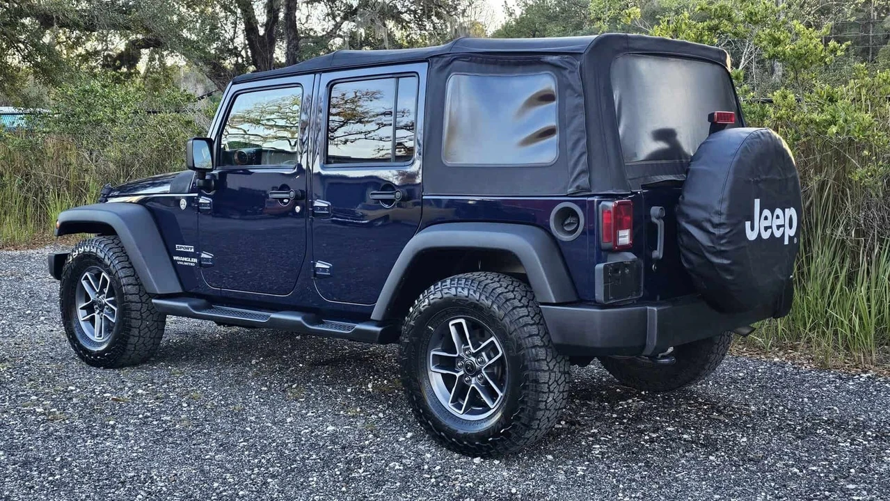 2013 Jeep JK Wrangler - Image 3 of 21