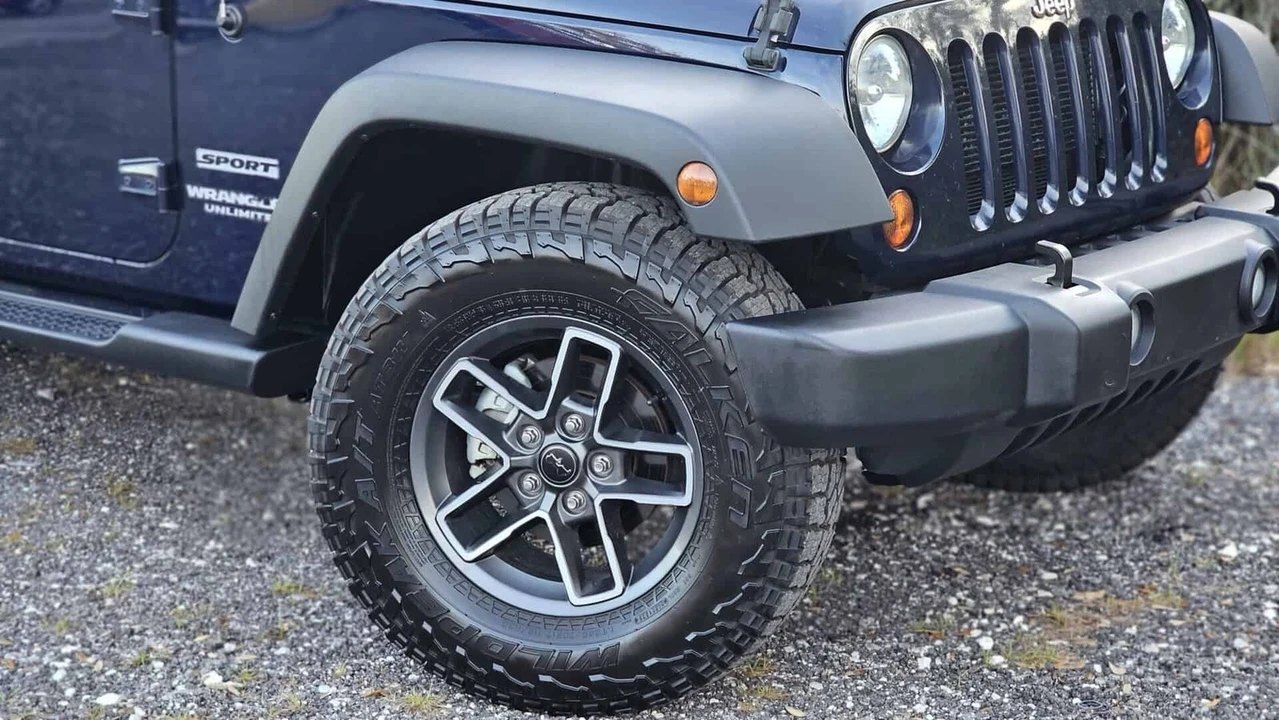 2013 Jeep JK Wrangler - Image 17 of 21