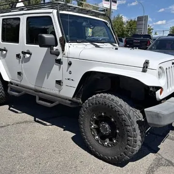 2013 Jeep Wrangler Sahara
