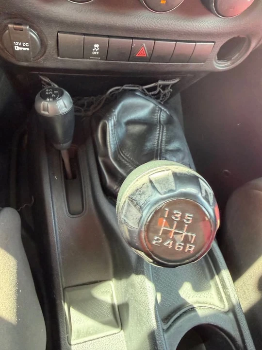 2013 Jeep JK Wrangler - Image 16 of 17