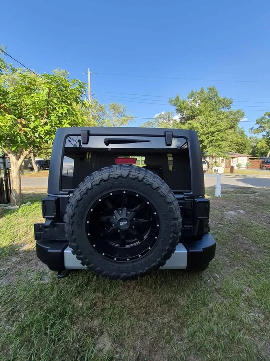 2013 Jeep Wrangler - Image 2 of 8