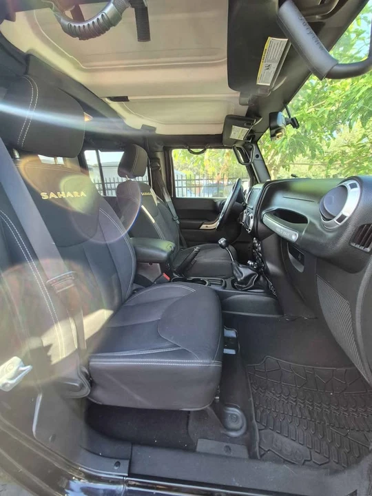 2013 Jeep Wrangler - Image 4 of 8