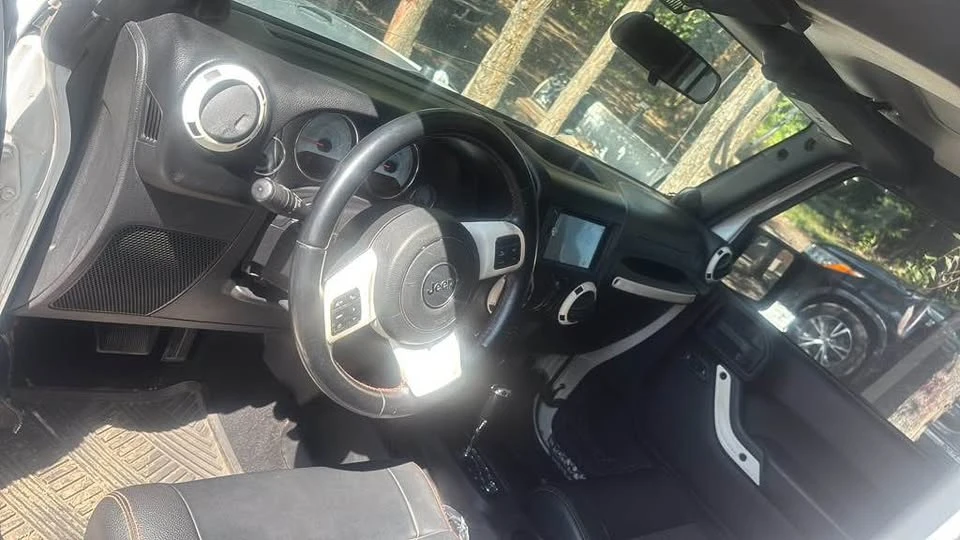 2013 Jeep JK Wrangler - Image 12 of 13