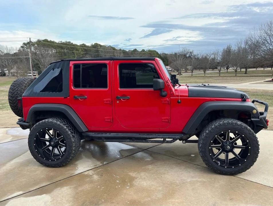 2013 Jeep JK Wrangler - Image 2 of 5