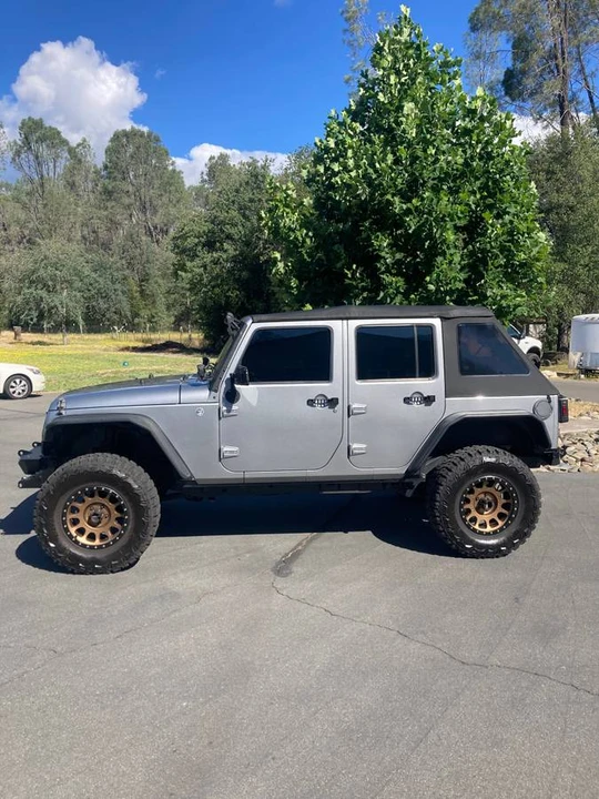 2013 Jeep JK Wrangler - Image 2 of 10