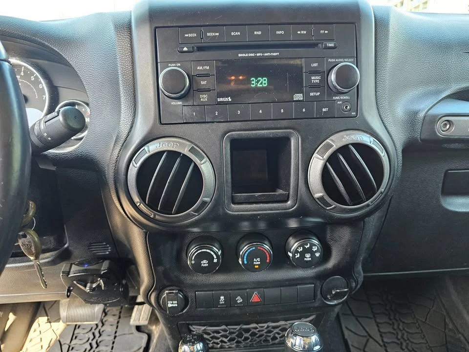 2013 Jeep JK Wrangler - Image 8 of 10