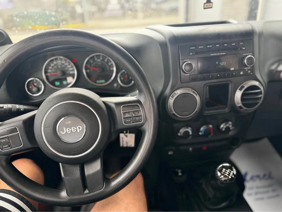 2013 Jeep JK Wrangler - Image 16 of 17