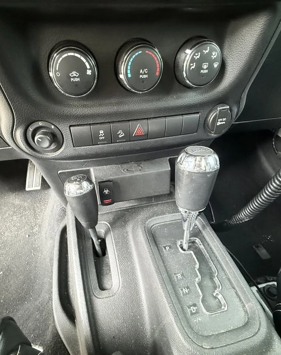 2013 Jeep JK Wrangler - Image 13 of 15