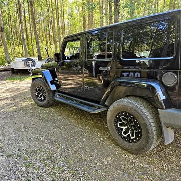2013 Jeep Wrangler Sahara