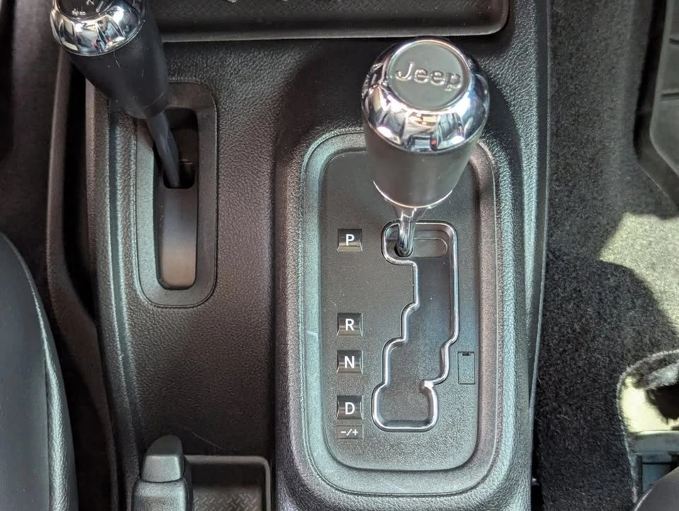 2013 Jeep JK Wrangler - Image 12 of 20