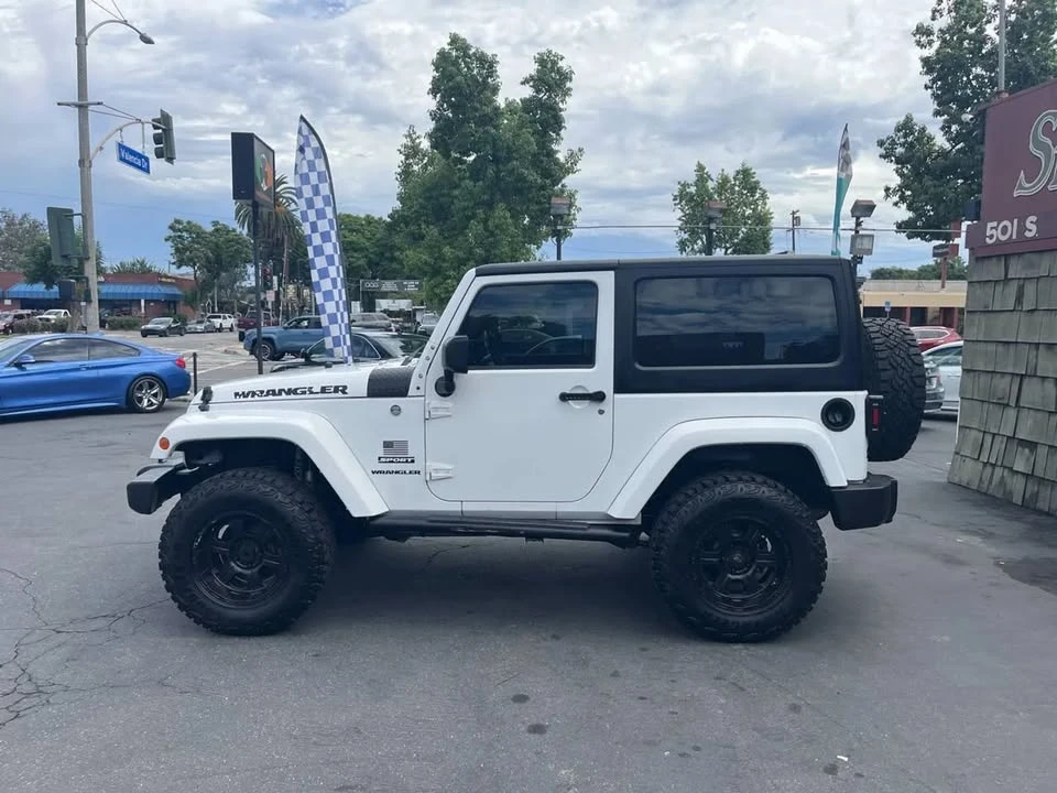2013 Jeep JK Wrangler - Image 9 of 15