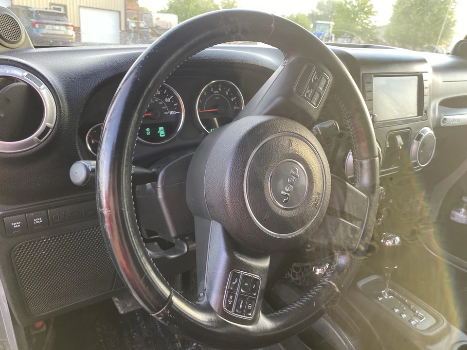 2013 Jeep JK Wrangler - Image 17 of 28