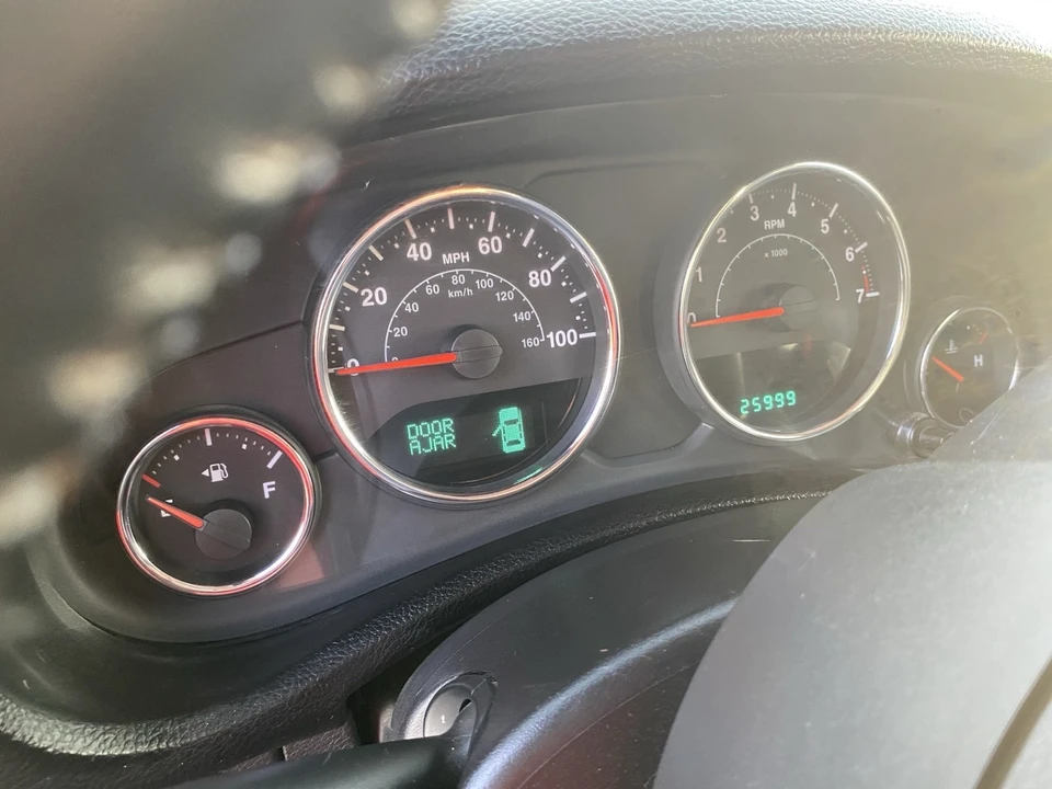 2013 Jeep JK Wrangler - Image 18 of 28