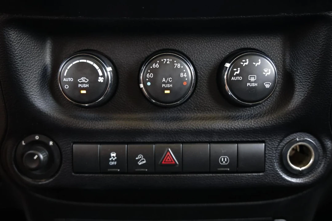 2013 Jeep JK Wrangler - Image 30 of 31