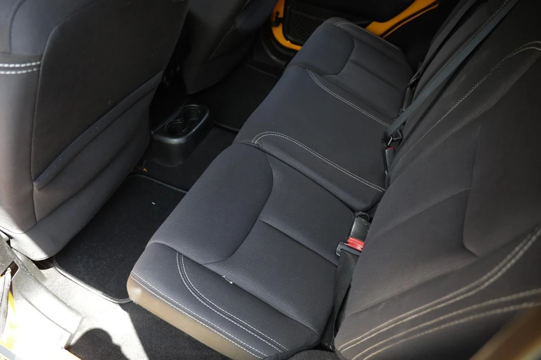 2013 Jeep JK Wrangler - Image 10 of 31