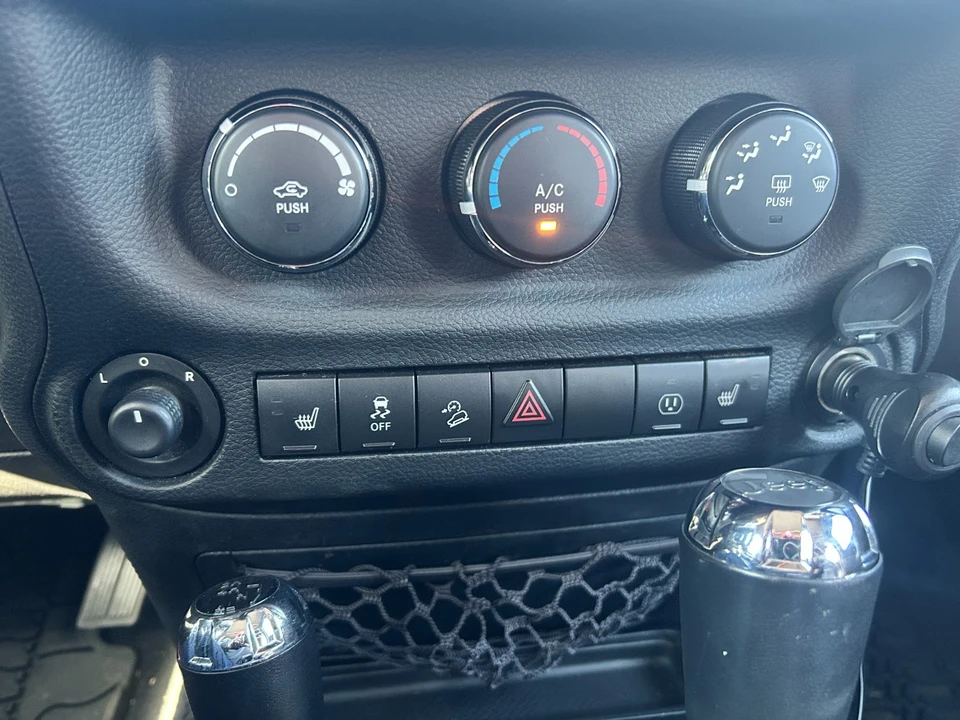 2013 Jeep JK Wrangler - Image 6 of 10