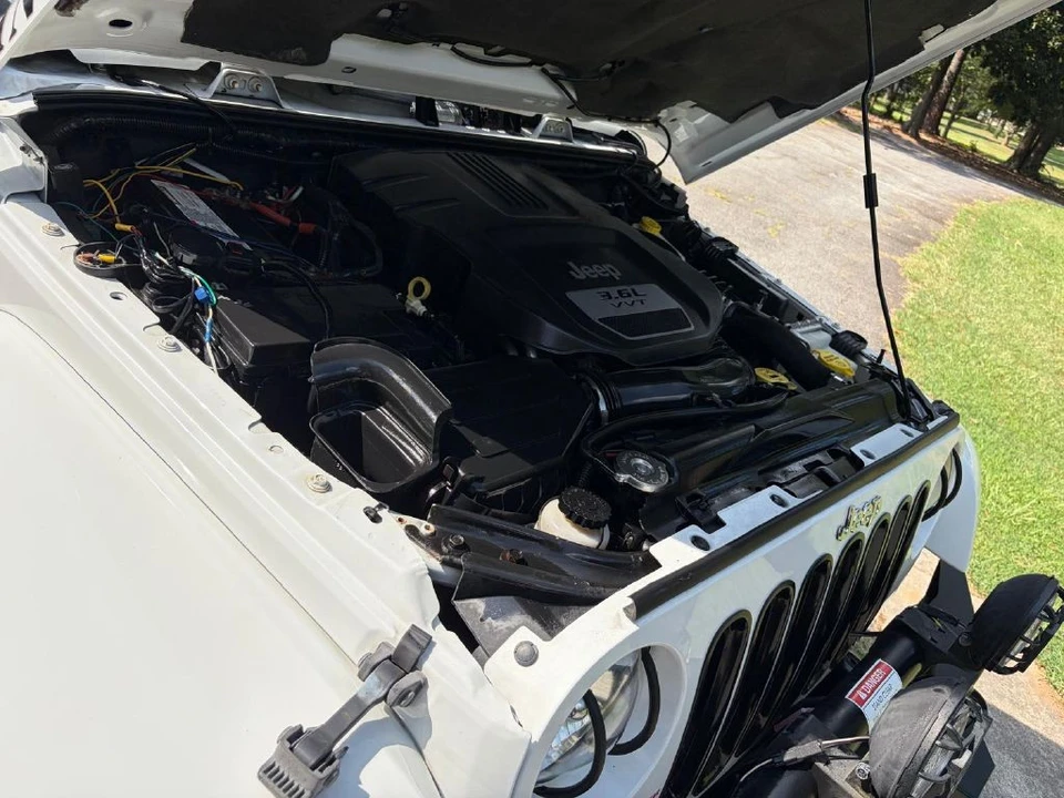 2013 Jeep JK Wrangler - Image 16 of 31