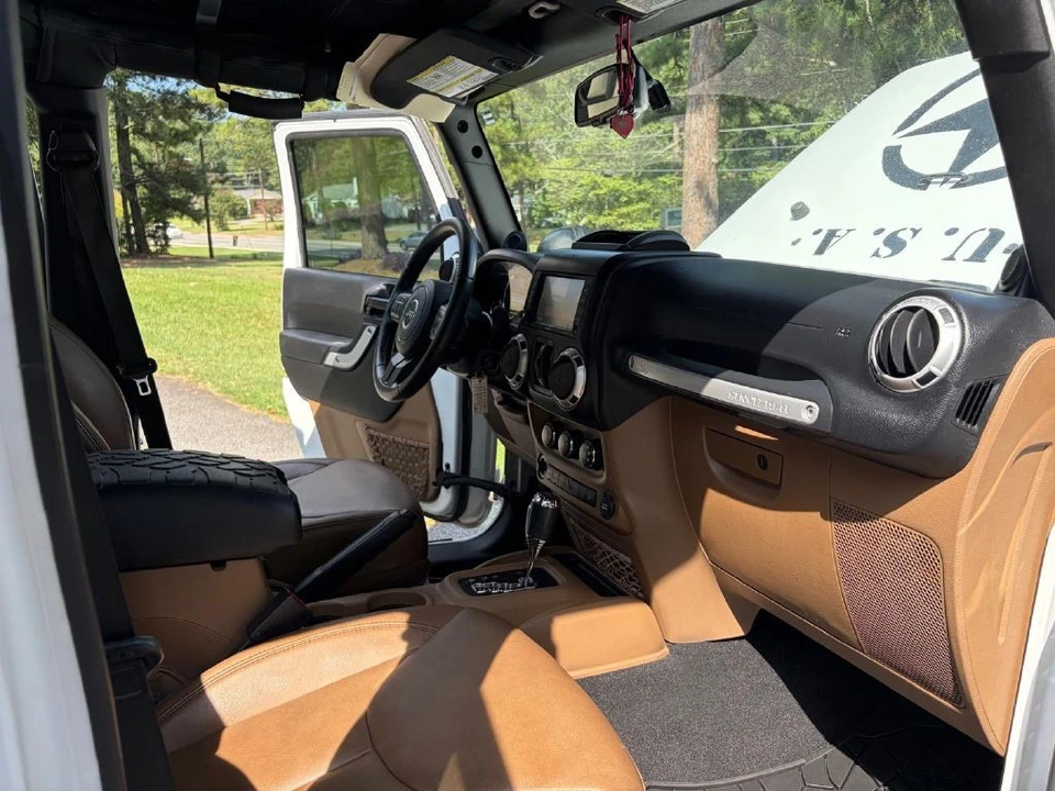2013 Jeep JK Wrangler - Image 18 of 31