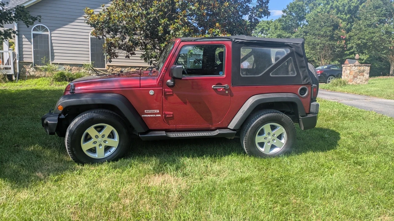 2013 Jeep JK Wrangler - Image 7 of 21