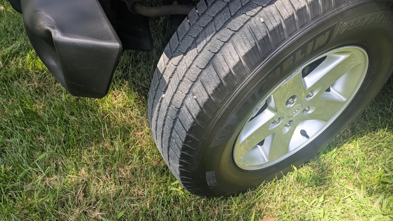 2013 Jeep JK Wrangler - Image 19 of 21