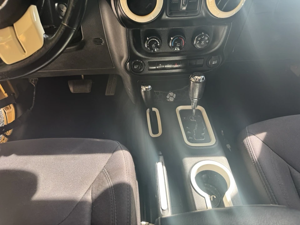 2013 Jeep JK Wrangler - Image 16 of 24