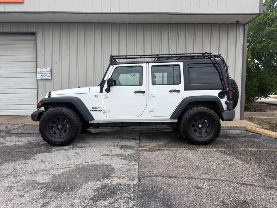 2013 Jeep JK Wrangler - Image 3 of 31