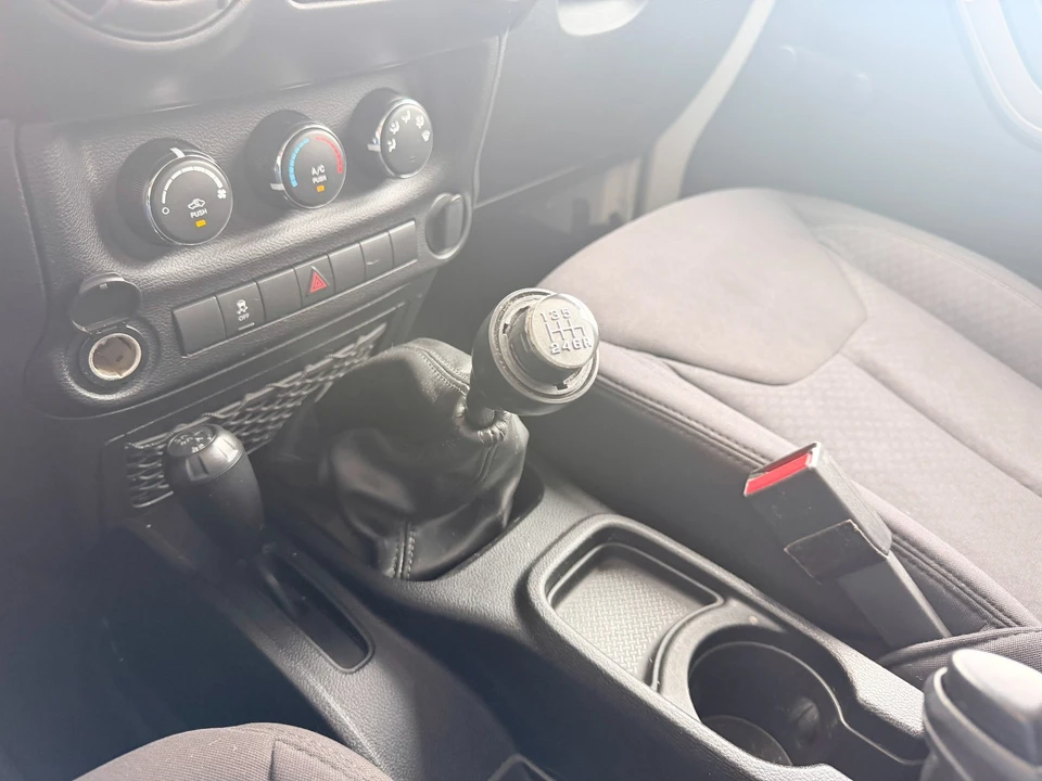 2013 Jeep JK Wrangler - Image 22 of 31
