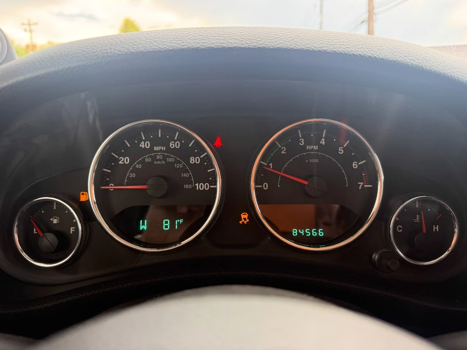 2013 Jeep JK Wrangler - Image 23 of 31