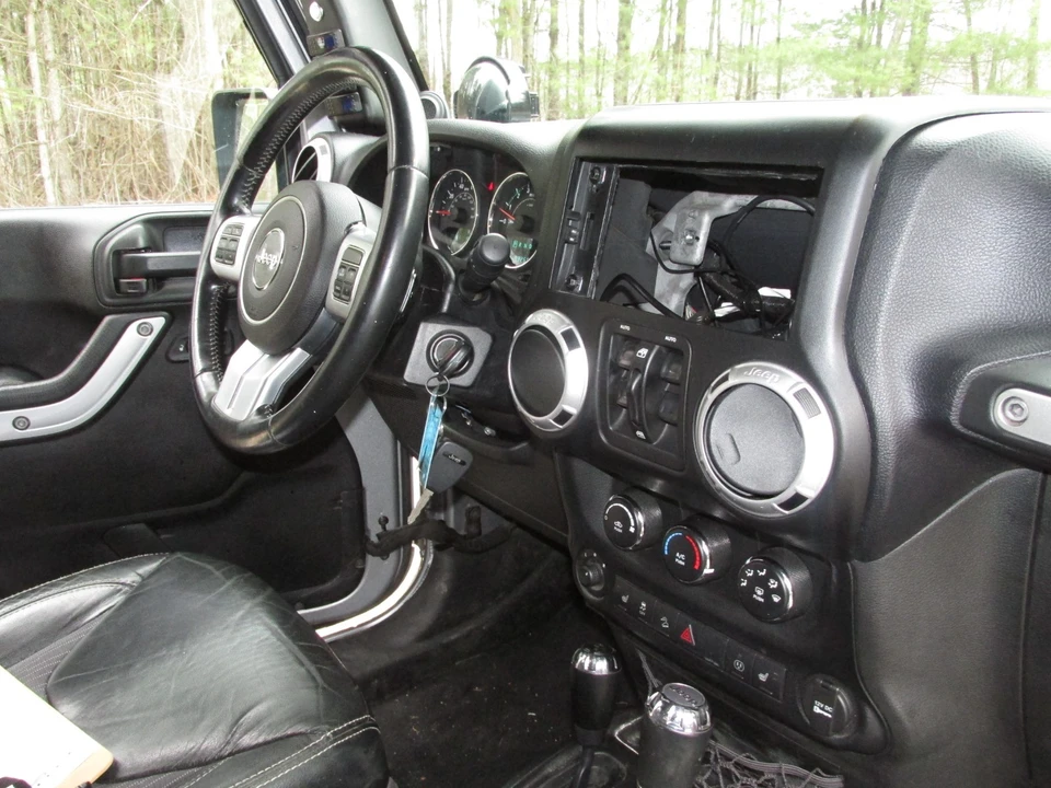 2013 Jeep JK Wrangler - Image 18 of 21