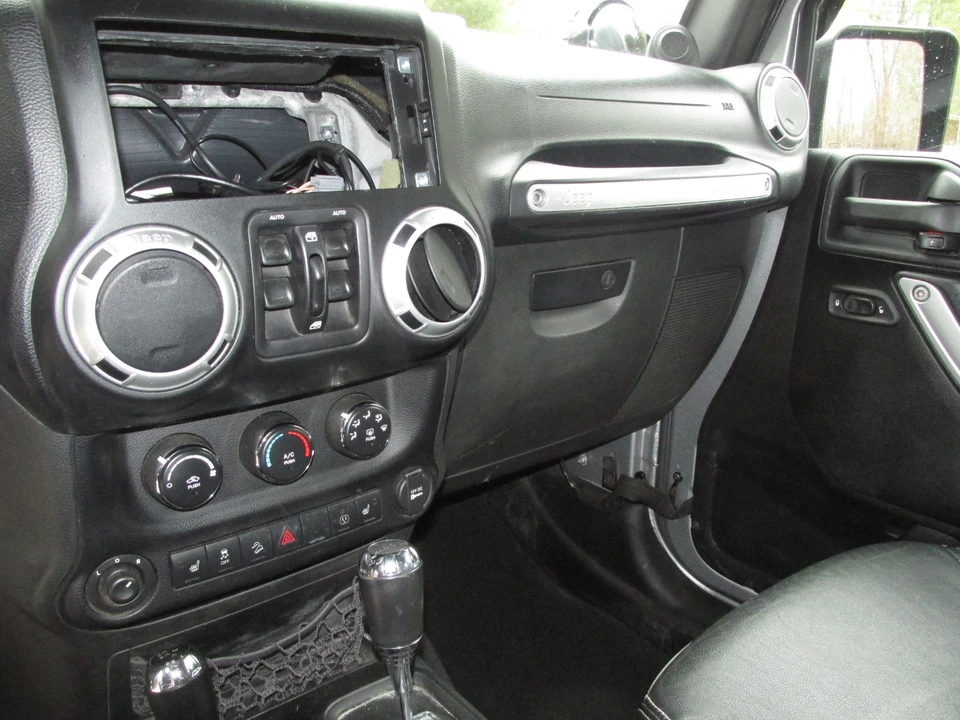 2013 Jeep JK Wrangler - Image 17 of 21