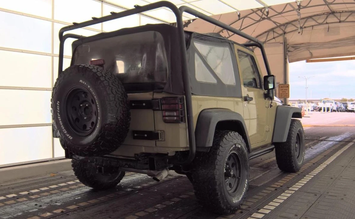 2013 Jeep JK Wrangler - Image 4 of 11
