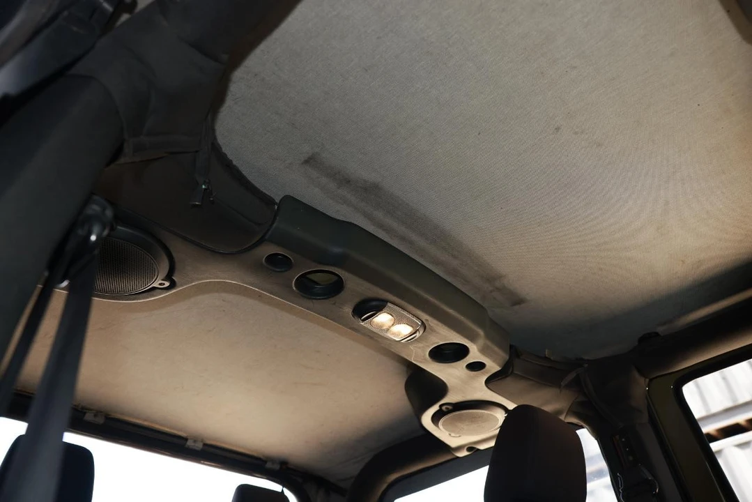 2013 Jeep JK Wrangler - Image 23 of 31