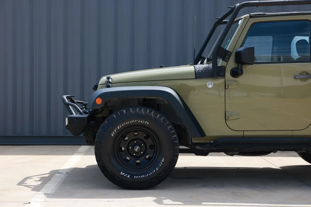 2013 Jeep JK Wrangler - Image 24 of 31