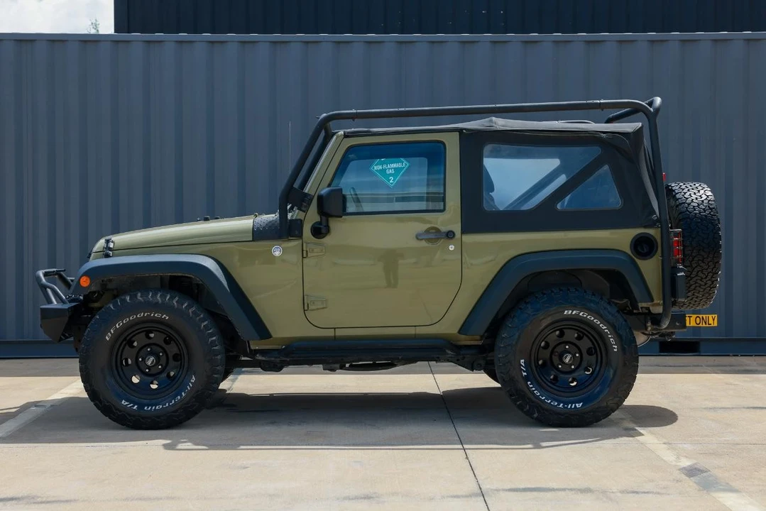 2013 Jeep JK Wrangler - Image 3 of 31