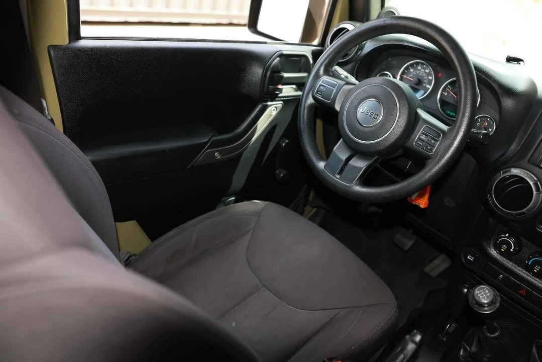 2013 Jeep JK Wrangler - Image 20 of 31