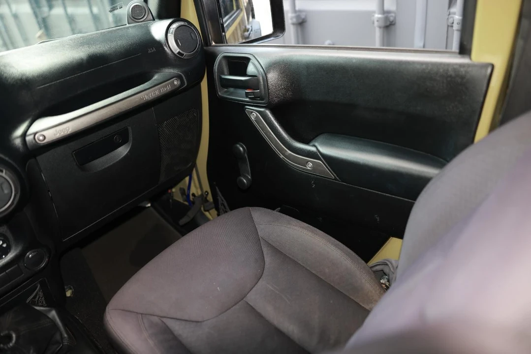 2013 Jeep JK Wrangler - Image 21 of 31