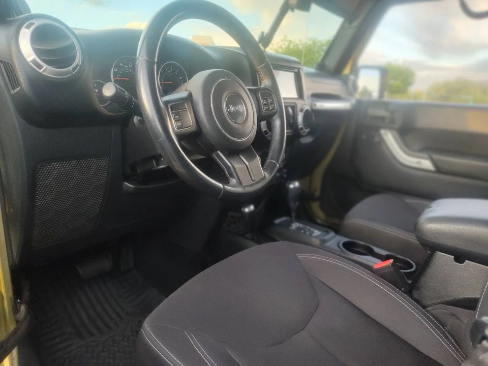 2013 Jeep JK Wrangler - Image 14 of 19