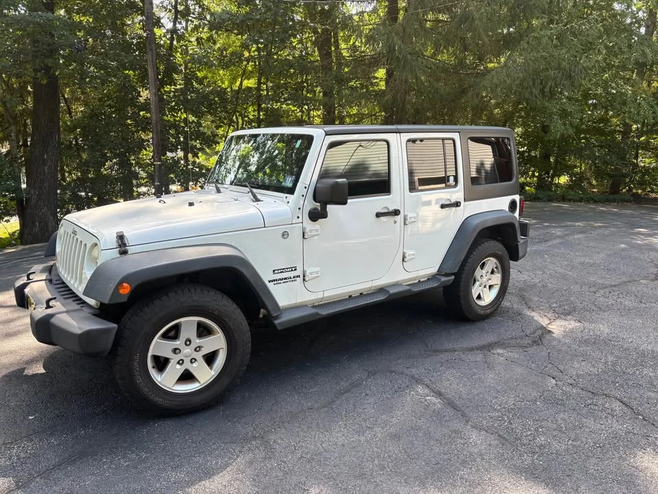 2013 Jeep JK Wrangler - Image 2 of 8