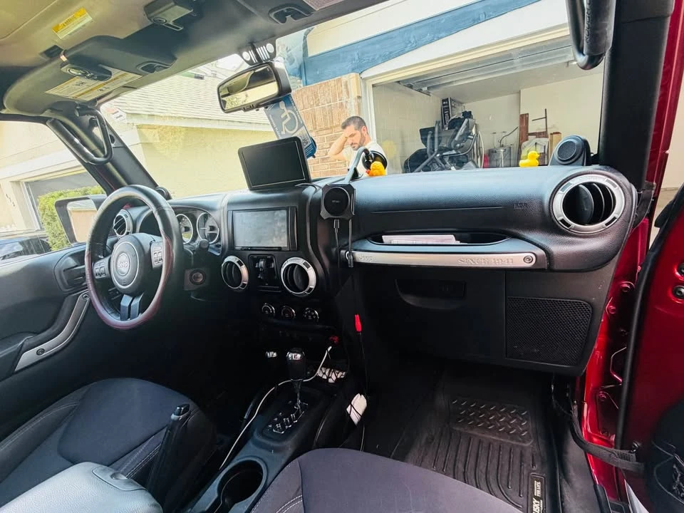 2013 Jeep JK Wrangler - Image 16 of 17