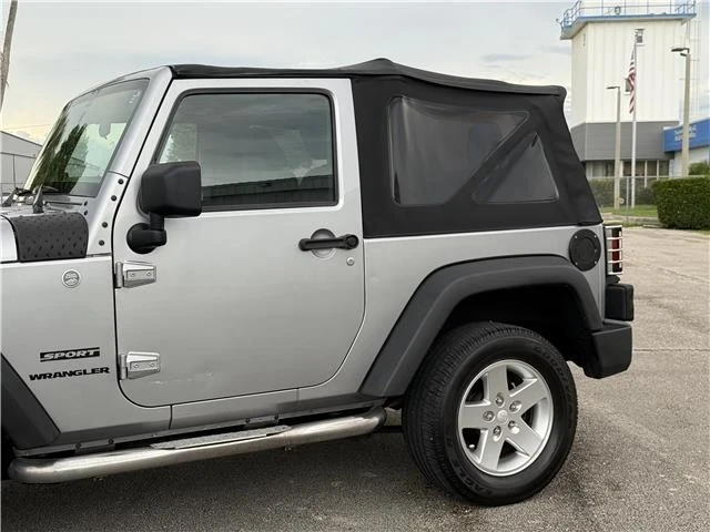 2013 Jeep JK Wrangler - Image 20 of 21