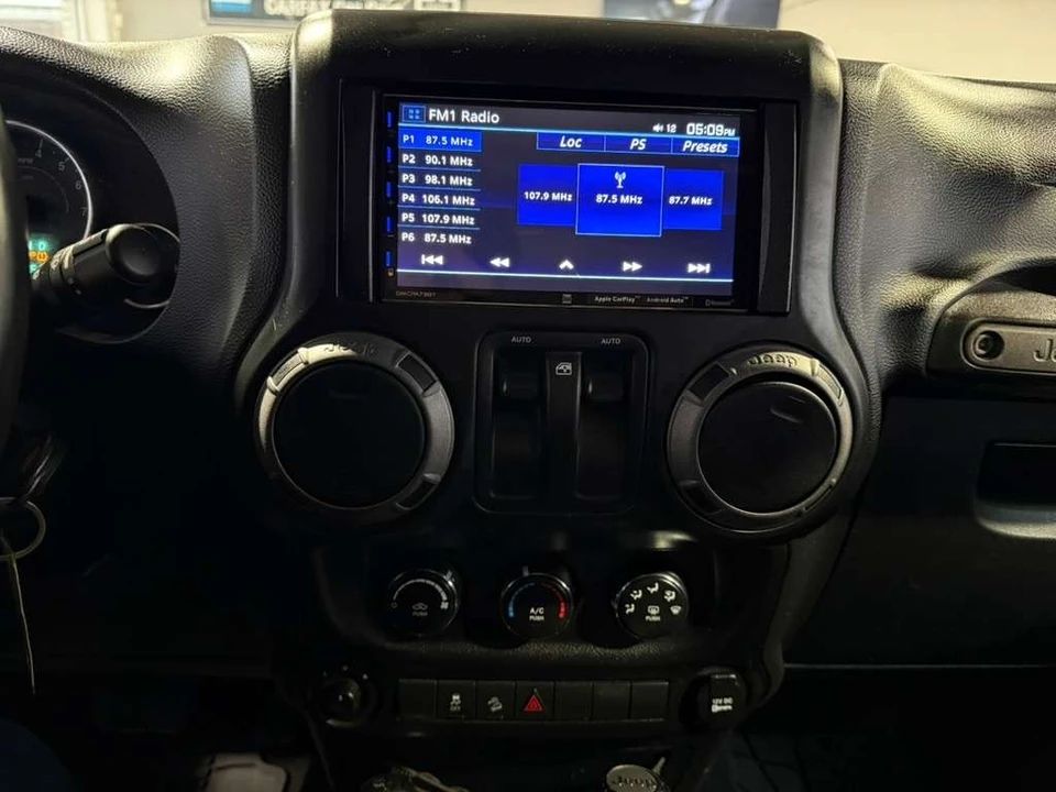 2013 Jeep JK Wrangler - Image 15 of 21