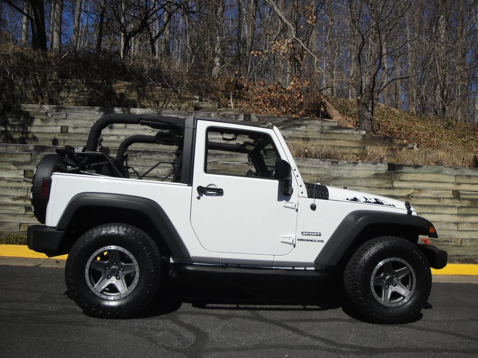 2013 Jeep JK Wrangler - Image 26 of 31