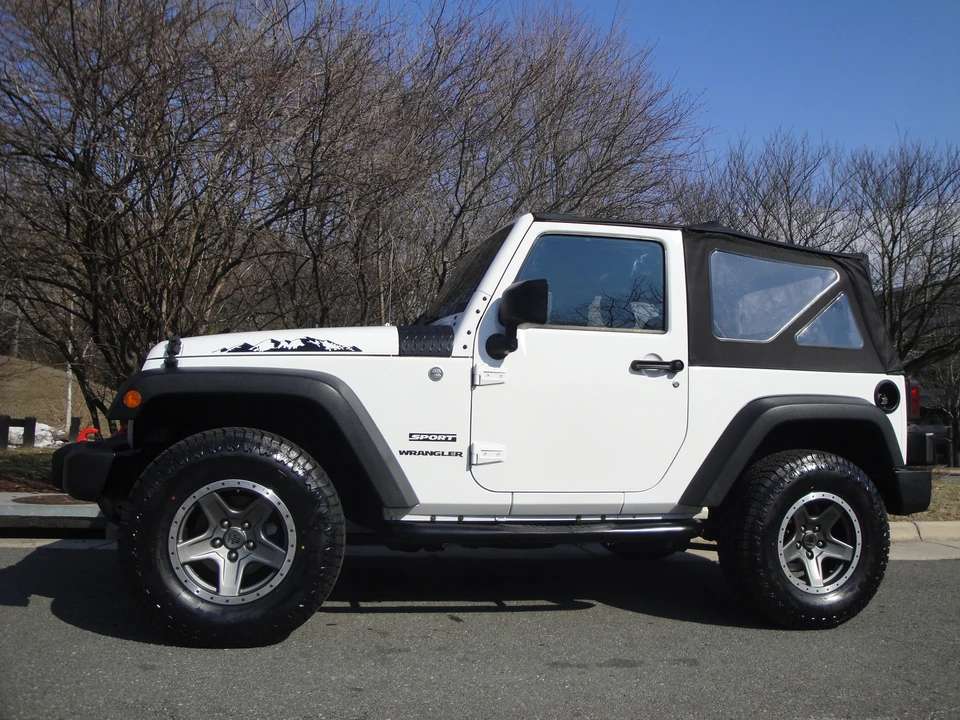 2013 Jeep JK Wrangler - Image 15 of 31